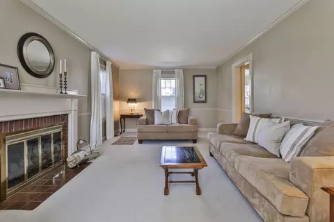 Living - 1106 Brook Rd, Milton, MA 02186 photo 1 of 2