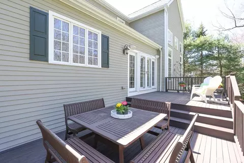 Exterior - 8 Deer Path, Natick, MA 01760 photo 4 of 10