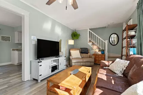 Living - 15 Carter Rd, Worcester, MA 01609 photo 2 of 3