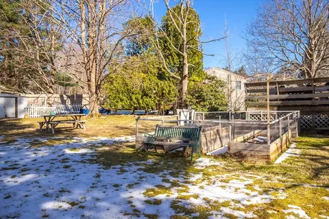 Exterior - 15 Carter Rd, Worcester, MA 01609 photo 5 of 5