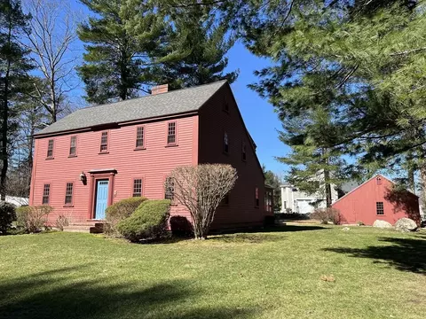 64 Colonial Dr, Reading, MA 01867