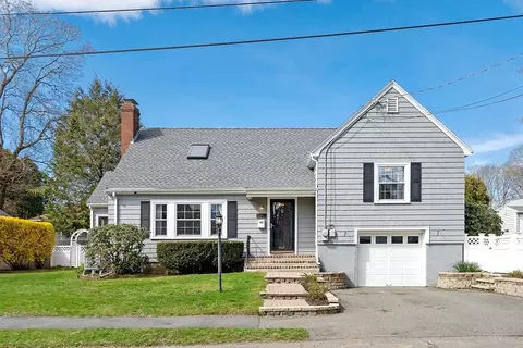 18 Puritan Rd, Beverly, MA 01915