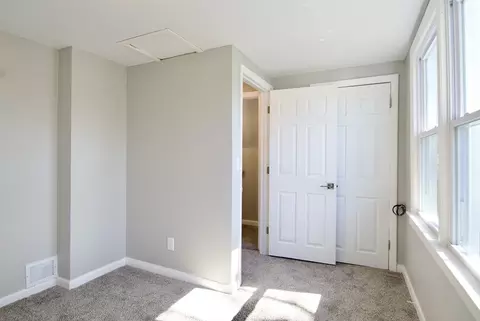 Bedroom - 29 Brickett St, Springfield, MA 01119 photo 5 of 5