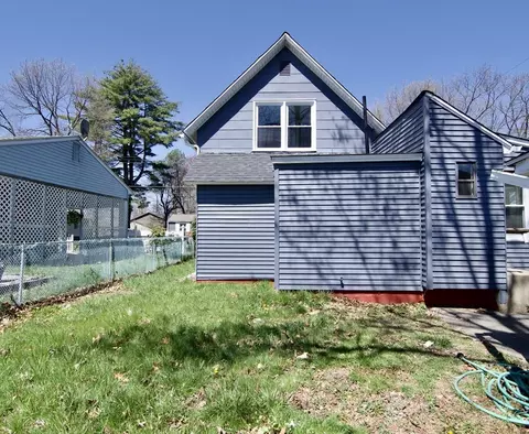 Exterior - 29 Brickett St, Springfield, MA 01119 photo 5 of 5
