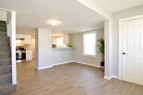Dining - 29 Brickett St, Springfield, MA 01119 photo 1 of 1