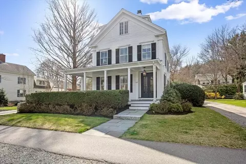 Exterior - 737 Main St, Hingham, MA 02043 photo 5 of 10