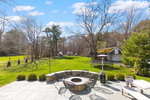 Exterior - 737 Main St, Hingham, MA 02043 photo 7 of 10