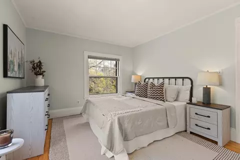 Bedroom - 12 Toxteth St, Brookline, MA 02445 photo 5 of 9