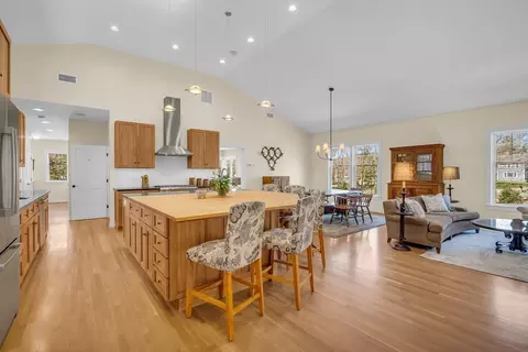 Kitchen - 17 Whitney Rd, Stow, MA 01775 photo 7 of 8