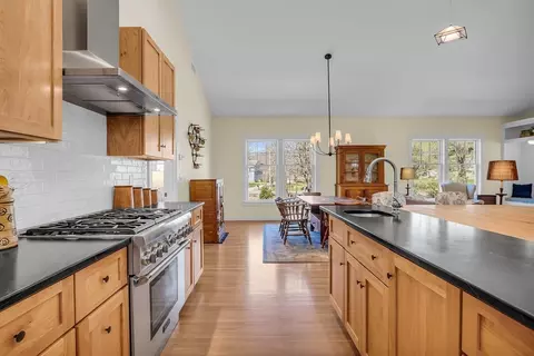 Kitchen - 17 Whitney Rd, Stow, MA 01775 photo 3 of 8