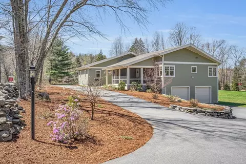 17 Whitney Rd, Stow, MA 01775