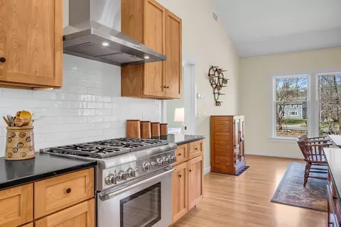 Kitchen - 17 Whitney Rd, Stow, MA 01775 photo 4 of 8