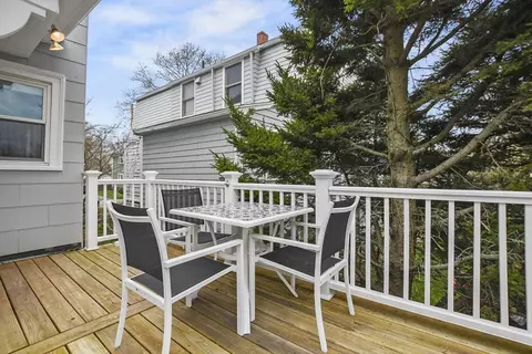 Exterior - 18 James St, Beverly, MA 01915 photo 7 of 10