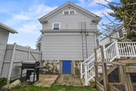 Exterior - 18 James St, Beverly, MA 01915 photo 9 of 10