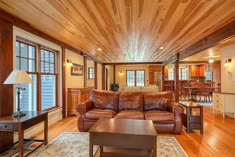 Living - 21 Hynes Ln, Harvard, MA 01451 photo 4 of 10
