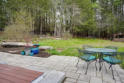 Exterior - 21 Hynes Ln, Harvard, MA 01451 photo 4 of 9