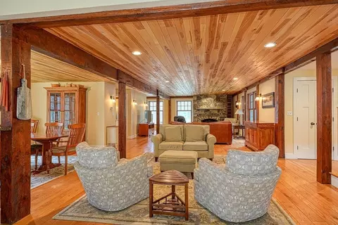 Living - 21 Hynes Ln, Harvard, MA 01451 photo 6 of 10