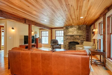 Living - 21 Hynes Ln, Harvard, MA 01451 photo 1 of 10