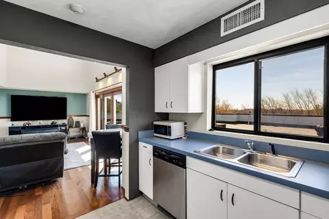 Kitchen - 205 Ferry #501, Everett, MA 02149 photo 3 of 4