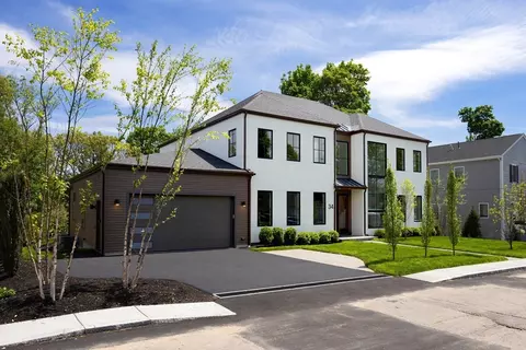 34 North St, Newton, MA 02459