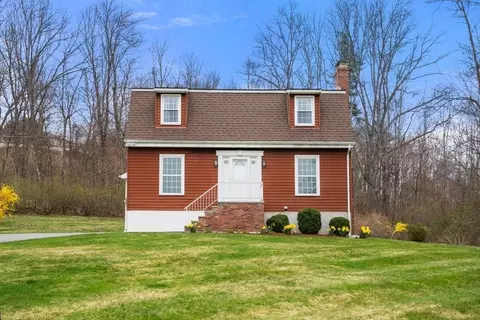 45 Highwood Way, North Andover, MA 01845