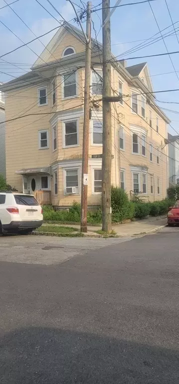 44-46 Fair St, New Bedford, MA 02740
