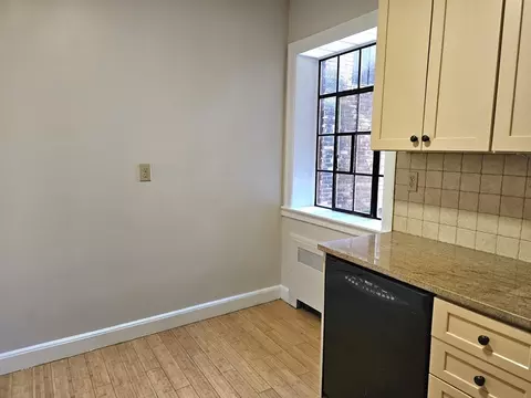 116 Sewall Ave #3, Brookline, MA 02446 photo 10