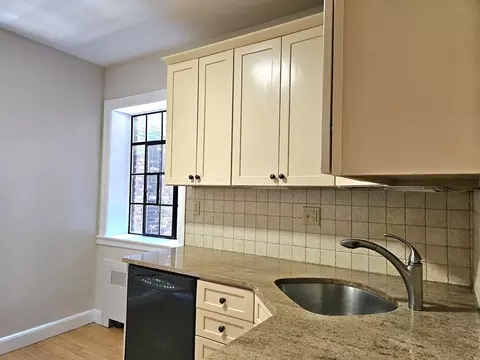 116 Sewall Ave #3, Brookline, MA 02446 photo 9