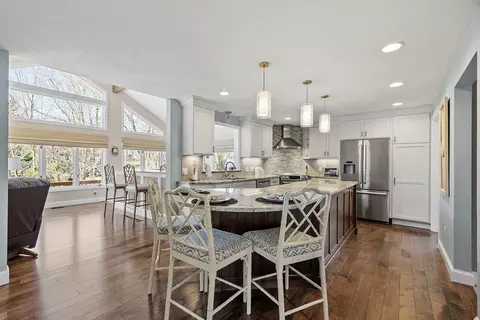 Kitchen - 31 Benoni Dr, Sutton, MA 01590 photo 6 of 9