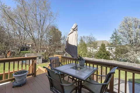 Exterior - 31 Benoni Dr, Sutton, MA 01590 photo 5 of 9
