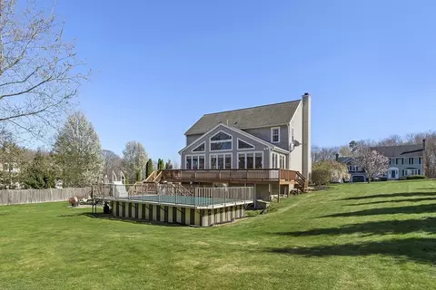 Exterior - 31 Benoni Dr, Sutton, MA 01590 photo 9 of 9