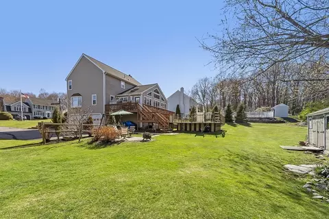 Exterior - 31 Benoni Dr, Sutton, MA 01590 photo 8 of 9