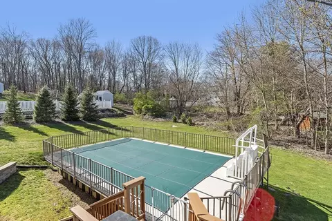 Exterior - 31 Benoni Dr, Sutton, MA 01590 photo 6 of 9