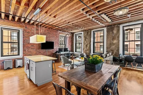 101 Broad St #3C, Boston, MA 02110