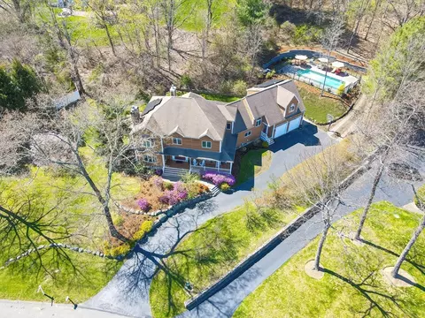 View/Area - 4 Algonquian Dr, Natick, MA 01760 photo 1 of 5