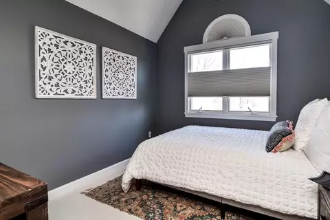 Bedroom - 4 Algonquian Dr, Natick, MA 01760 photo 5 of 5