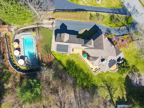 Exterior - 4 Algonquian Dr, Natick, MA 01760 photo 5 of 5