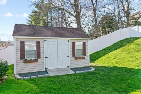 Exterior - 53 Barry Rd, Worcester, MA 01609 photo 5 of 7