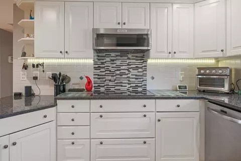 Kitchen - 53 Barry Rd, Worcester, MA 01609 photo 3 of 5