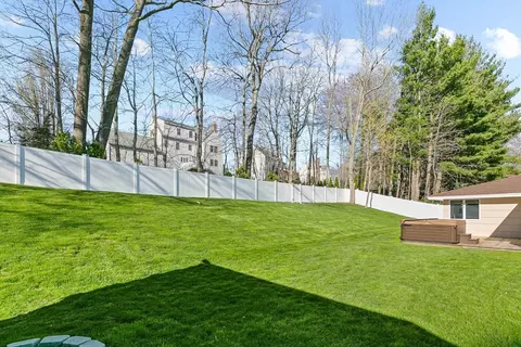 Exterior - 53 Barry Rd, Worcester, MA 01609 photo 6 of 7