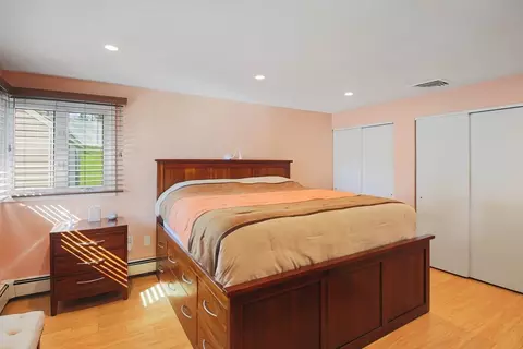 Bedroom - 53 Barry Rd, Worcester, MA 01609 photo 2 of 4