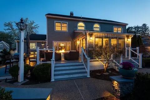 Exterior - 39 Old Farm Rd, Needham, MA 02492 photo 13 of 15