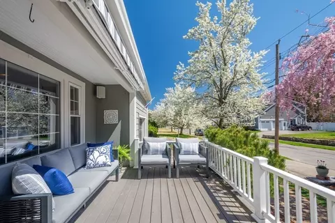 Exterior - 39 Old Farm Rd, Needham, MA 02492 photo 4 of 15