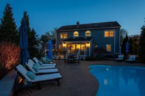 Exterior - 39 Old Farm Rd, Needham, MA 02492 photo 15 of 15