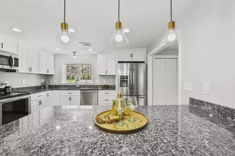 20 Colby Rd, Danvers, MA 01923 photo 8
