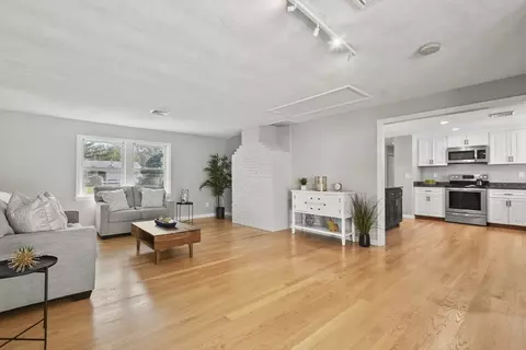 20 Colby Rd, Danvers, MA 01923 photo 11