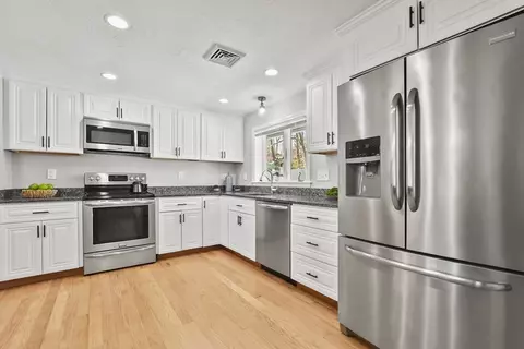 20 Colby Rd, Danvers, MA 01923 photo 9