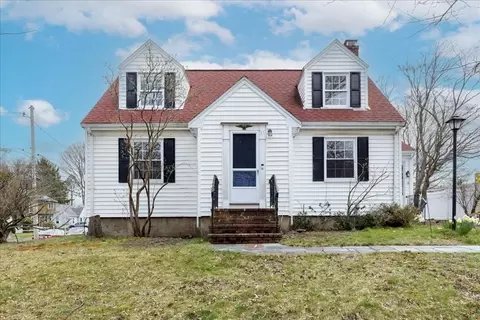 35 Abington Ave, Peabody, MA 01960