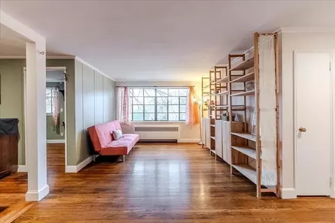 106 Evans Rd #6, Brookline, MA 02445