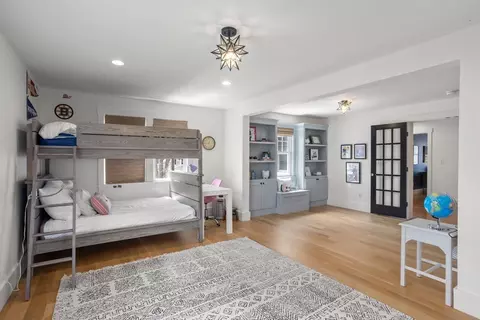 Bedroom - 28 Free St, Hingham, MA 02043 photo 4 of 7
